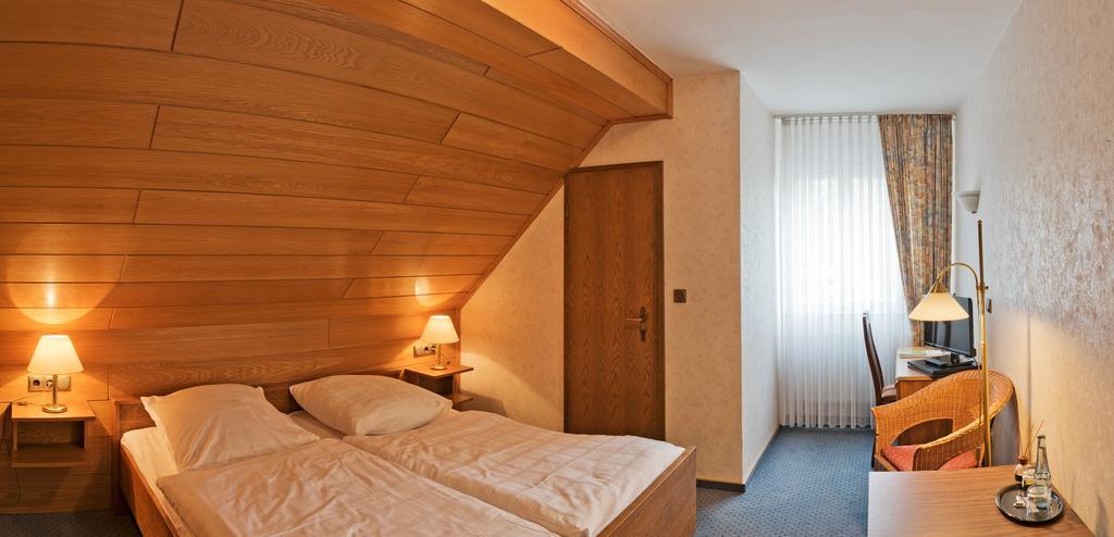 Hotel Bergischer Hof Windeck Buitenkant foto