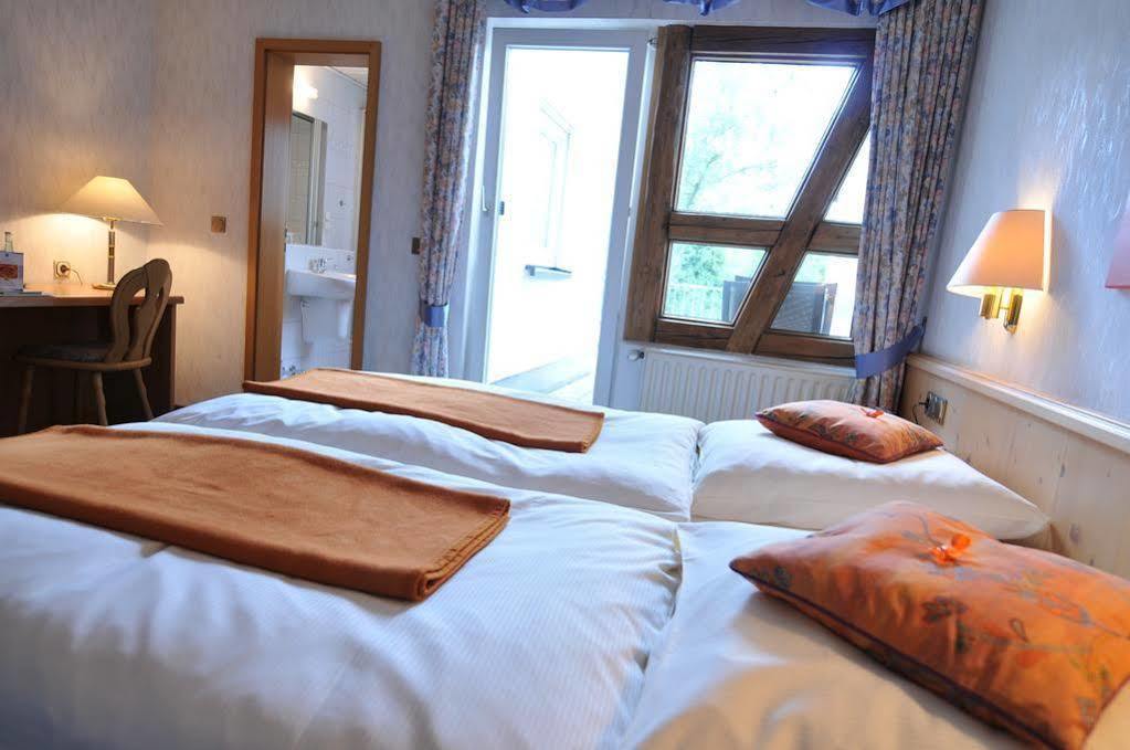 Hotel Bergischer Hof Windeck Buitenkant foto